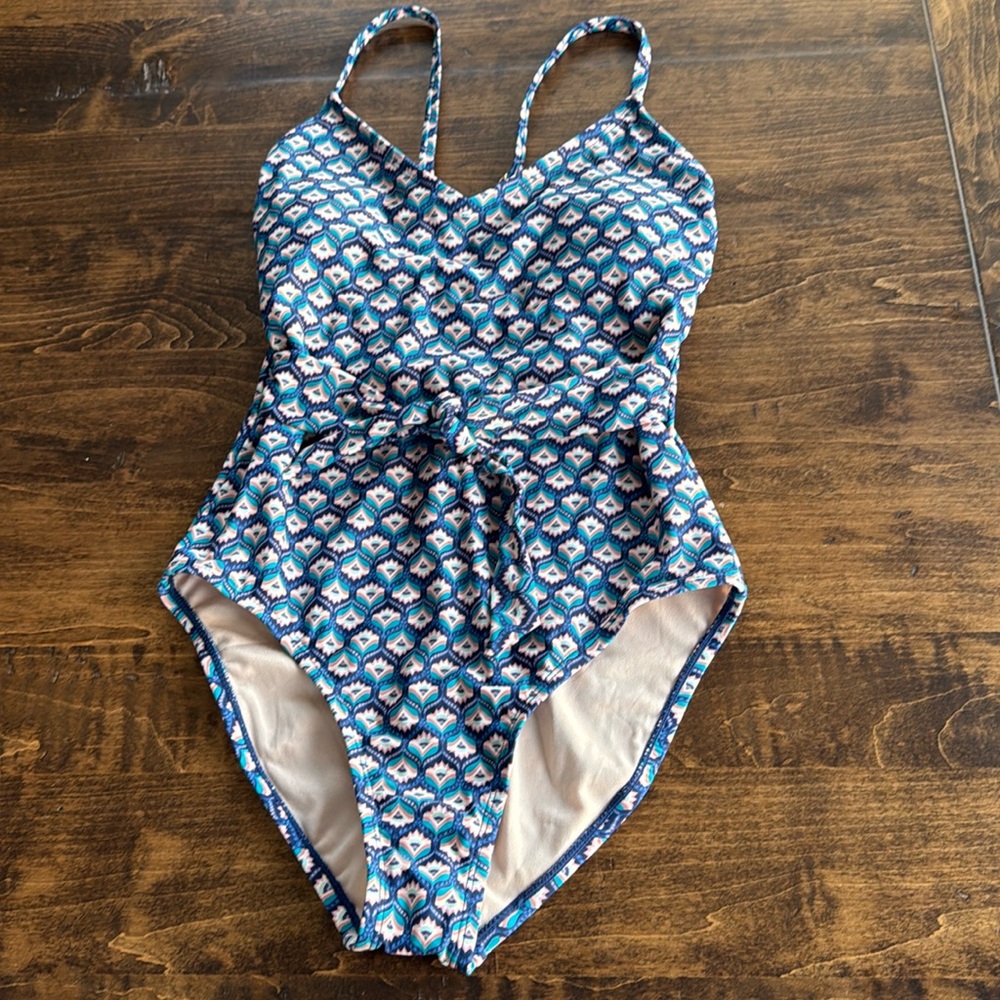 NWT Mynah Women's One Piece V Neck Sash Bathing Suit Size Small